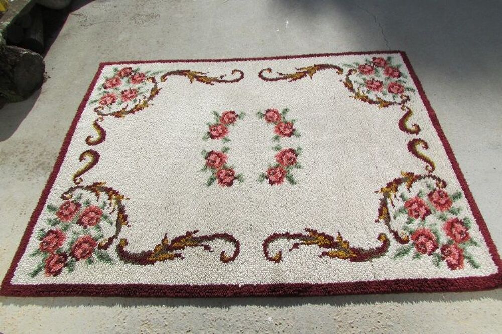 Tapis romantique blanc et bordeaux, 190 x 150 cm Décoration