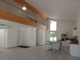  Maison  vendre 8 pices 214 m Sens