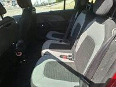 Grand C4 Picasso e-HDi 115 Attraction 2015 occasion 69320 Feyzin