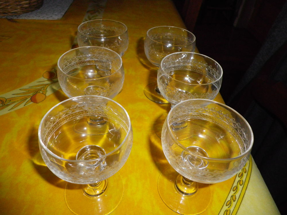 6 verres anciens Cuisine