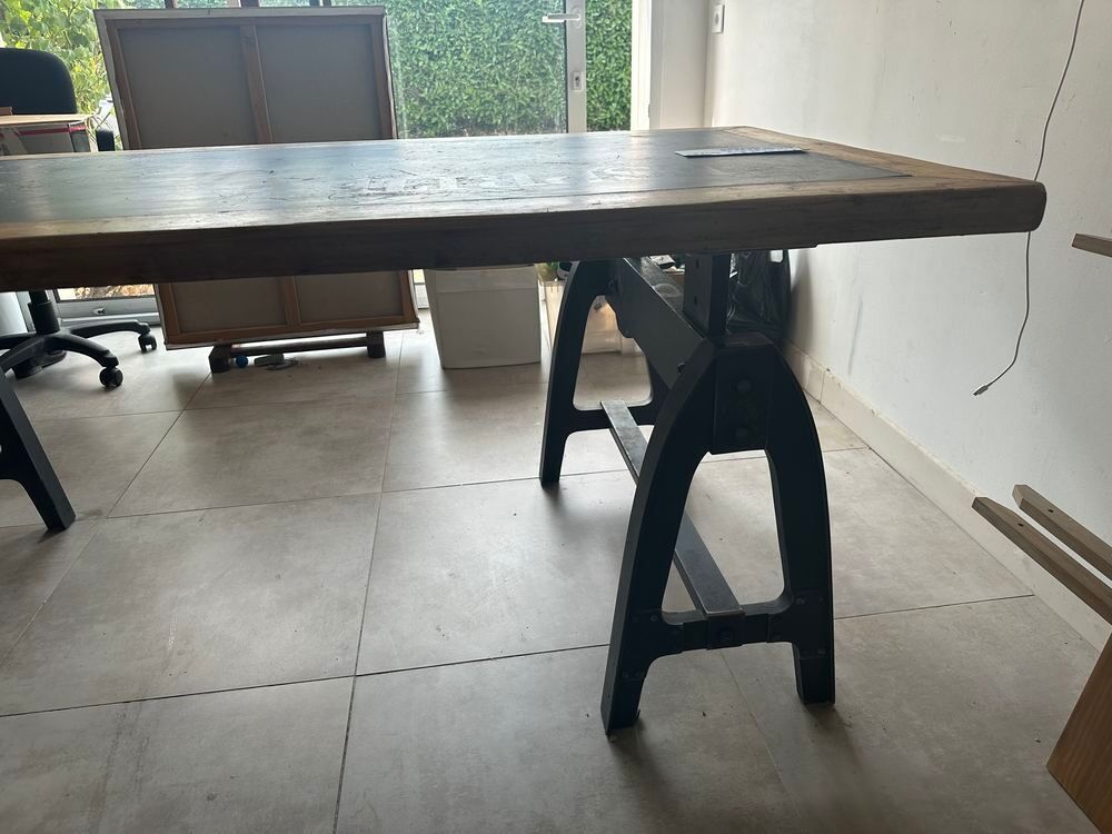 table maison du monde style imitation industriel longueur 200 cm bordure bois &eacute;pais dessus imitation ardoise patine Meubles