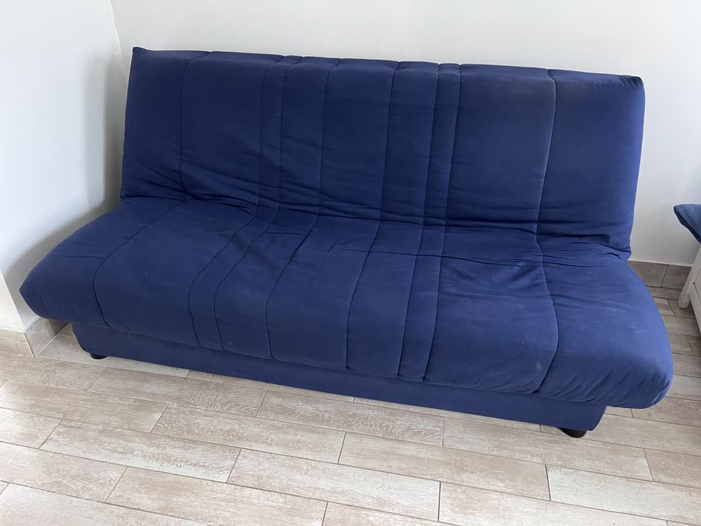 Canap&eacute; lit clic clac bleu Meubles