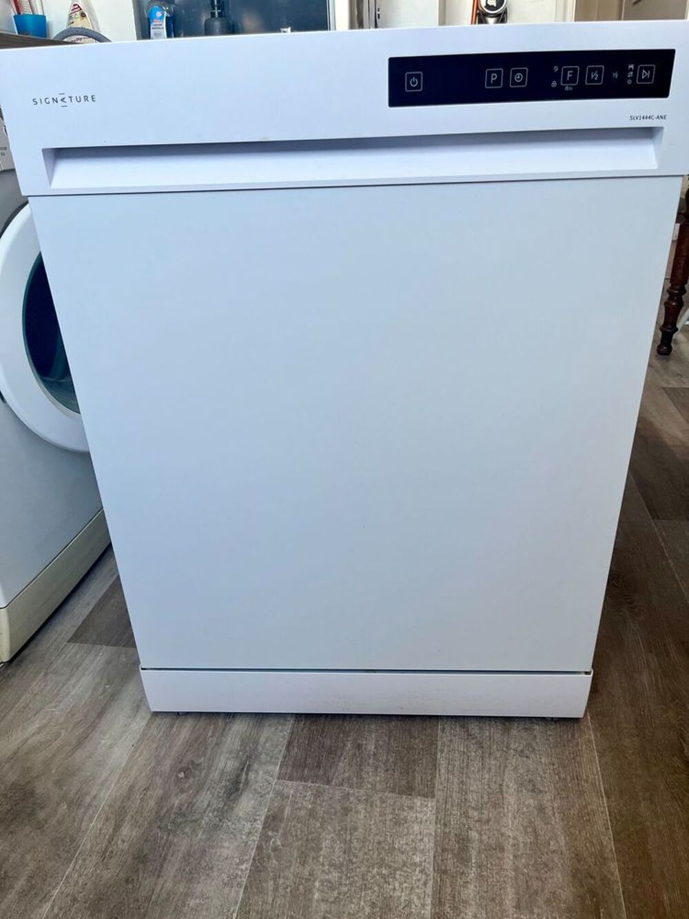 Lave-vaisselle SIGNATURE SLV 1444C-ANE - Garantie -> 11/27 Electroménager