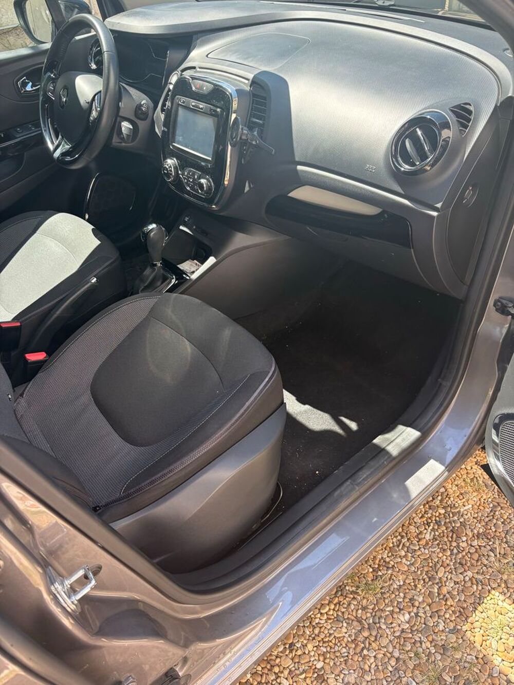 Captur TCe 120 Energy E6 Intens EDC 2013 occasion 30000 N&icirc;mes