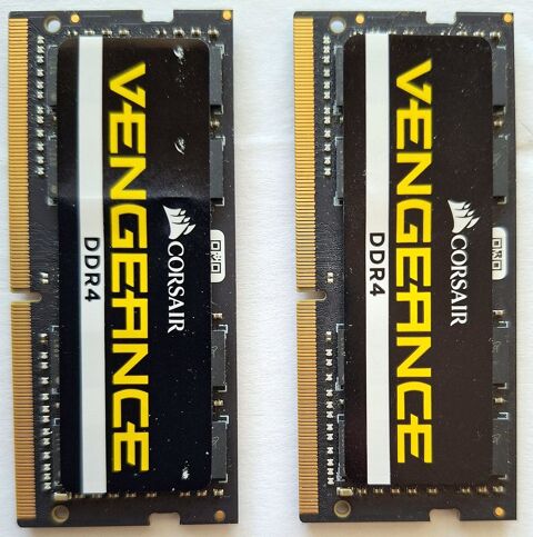 Kit mémoire 2x16Go (32Go) Corsair Vengeance DDR4 2666MHz 55 Eybens (38)
