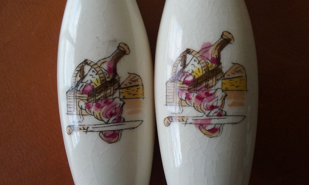 Couverts &agrave; salade neufs pouvant &ecirc;tre mis en d&eacute;coration Cuisine