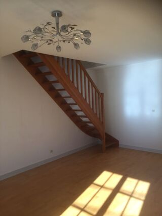  Duplex/triplex à louer 2 pièces 48 m² Saint-sébastien-sur-loire