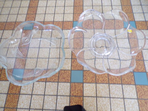  2 CORBEILLES en verre épais 4 Luçon (85)