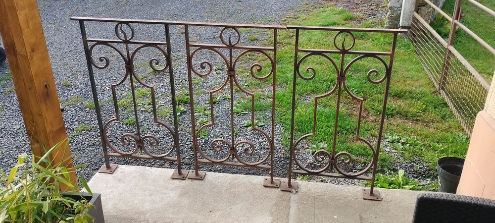 Garde corps en fer forg&eacute; Décoration