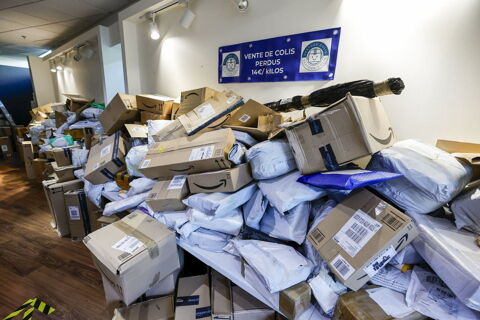 � � Colis Perdus Myst�re �  Vendre Corbeil-Essonnes (91)