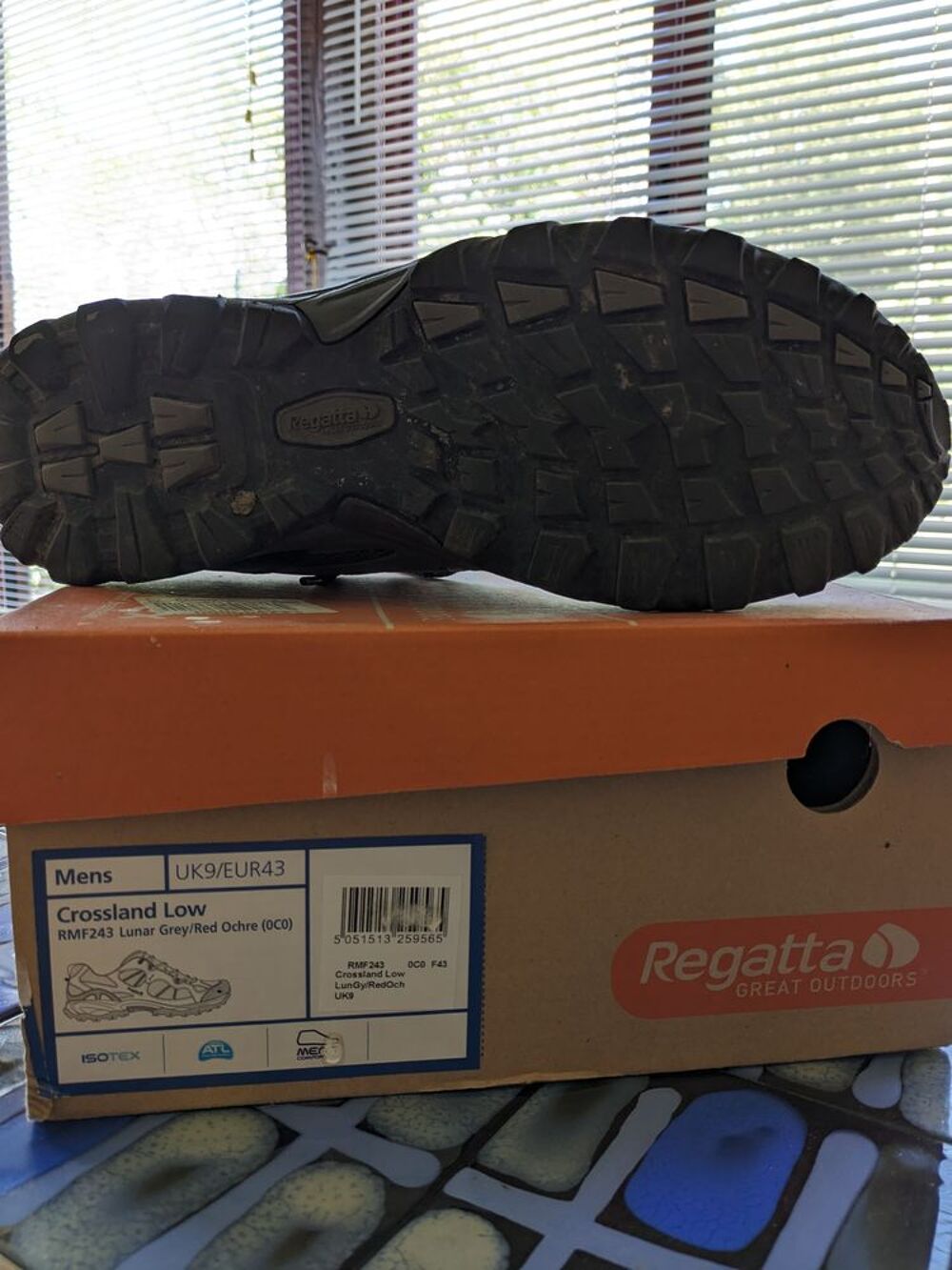 Chaussure de randonn&eacute;e Chaussures