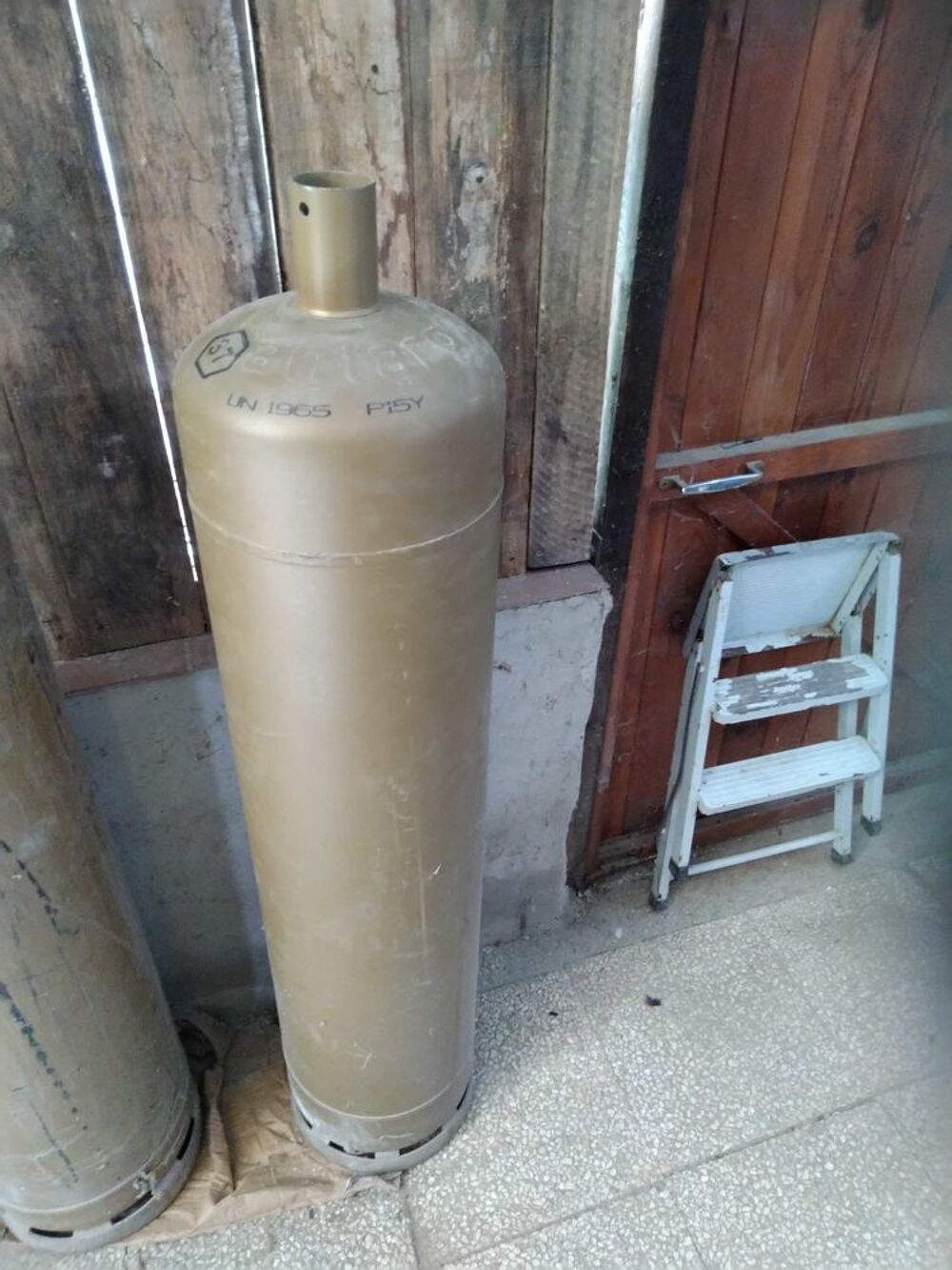 bouteille de gaz propane 35kg pleine Bricolage
