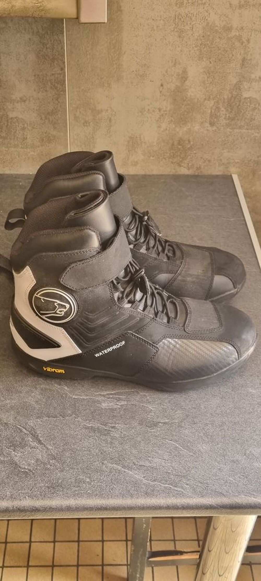 Chaussures moto Vêtements