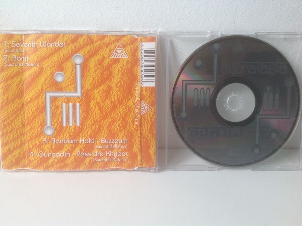 ASTRALASIA NOMAD CD Envoi Possible
CD et vinyles