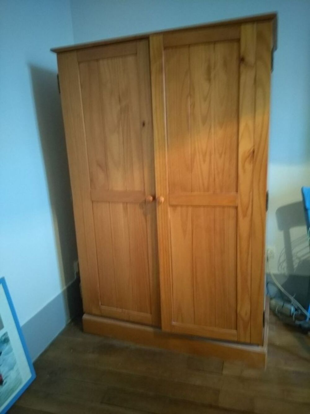 armoire en pin multimedia Meubles