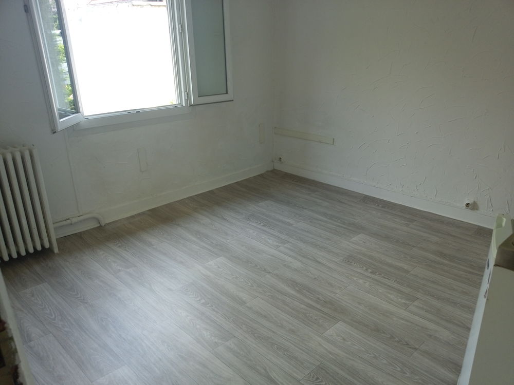Location Appartement STUDIO à Mt St Aignan Mont-saint-aignan