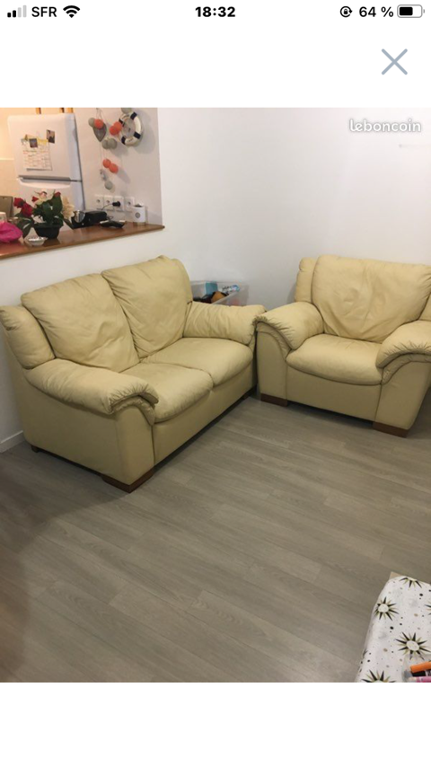 canap cuir 350 Tremblay-en-France (93)