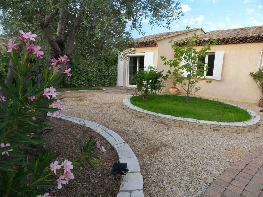 Vente Villa VILLA à PIERRVERT 529000 EUROS Pierrevert