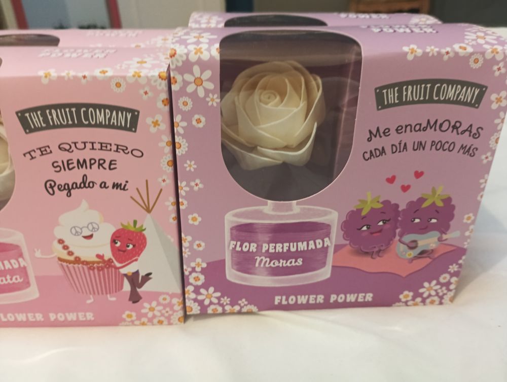 6 Fleurs en tissu parfum&eacute;e Décoration