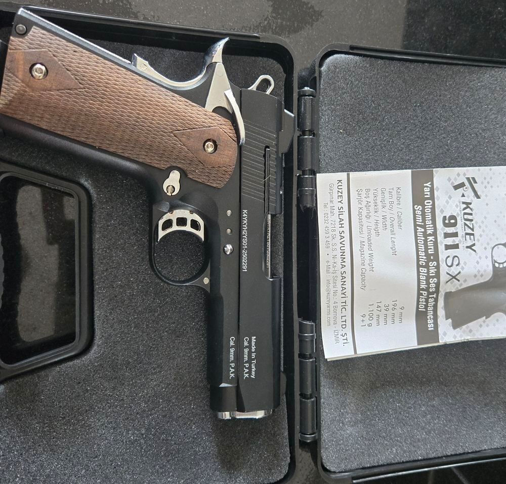 Tr&egrave;s beau colt 1911 Jeux / jouets