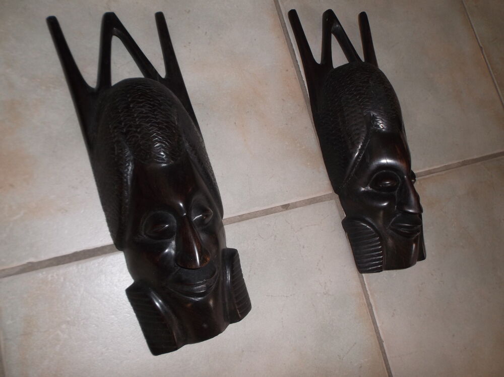 Masques africain en bois &eacute;b&egrave;ne neuf Décoration