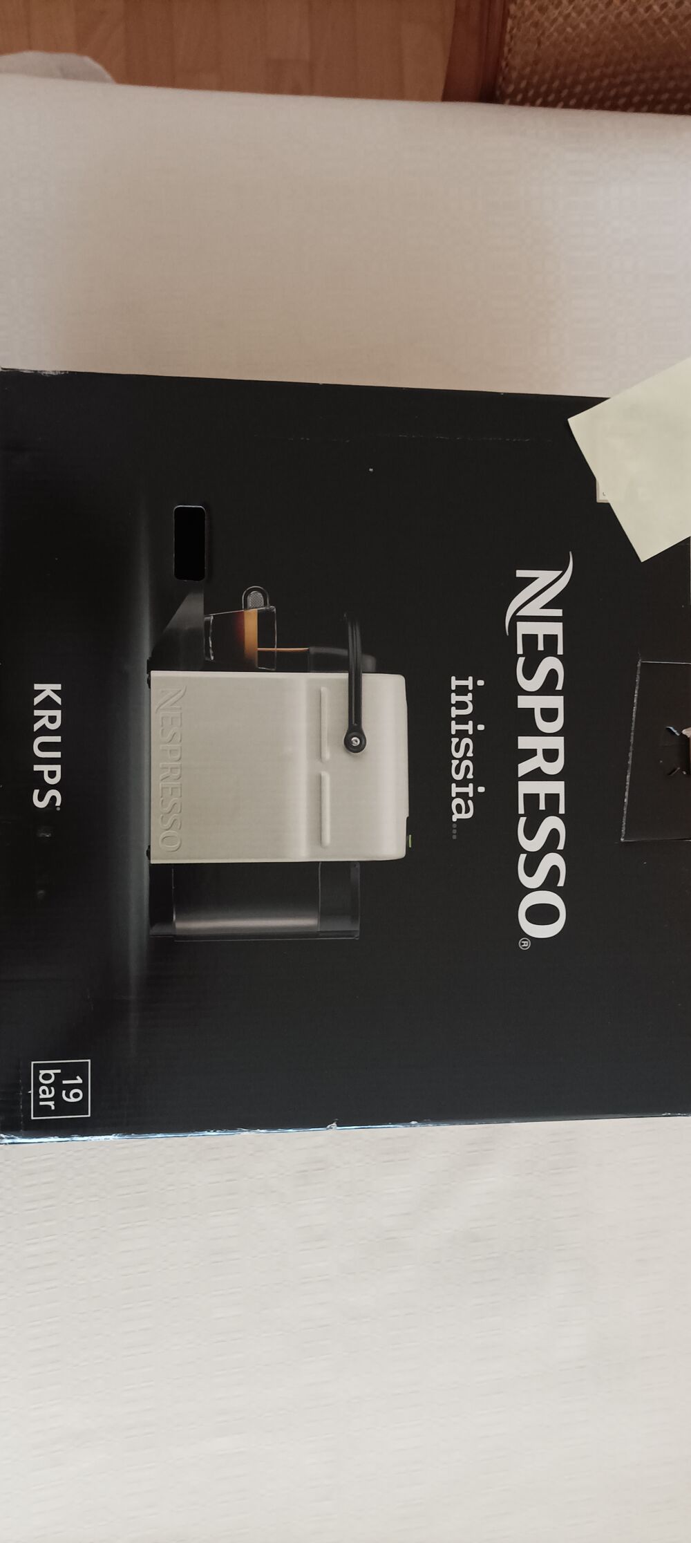Nespresso Inissia rouge Electroménager