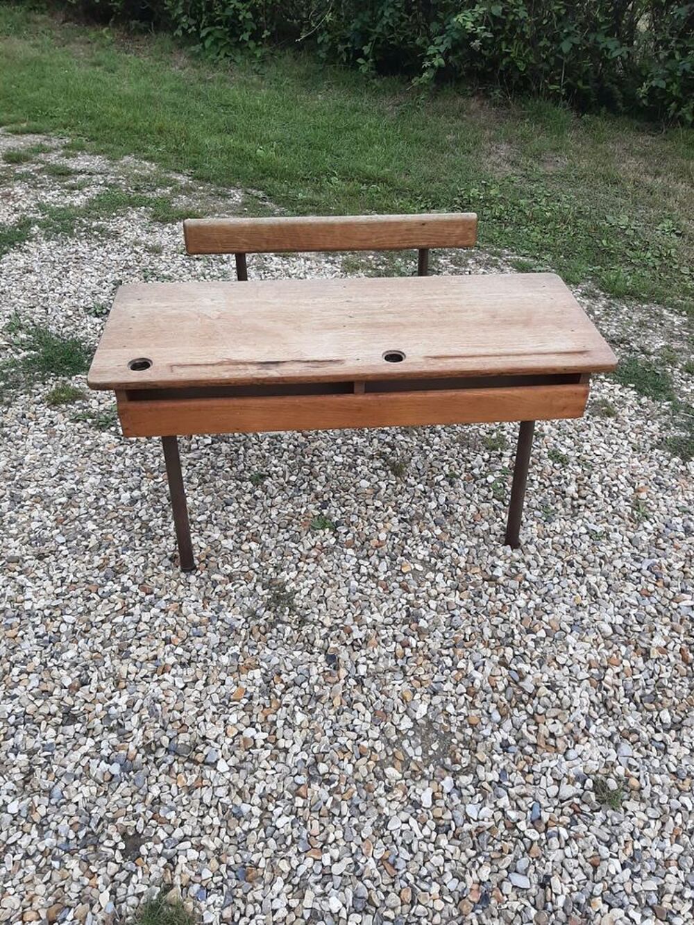 ancien bureau d'&eacute;colier en bois et m&eacute;tal Mobilier enfants