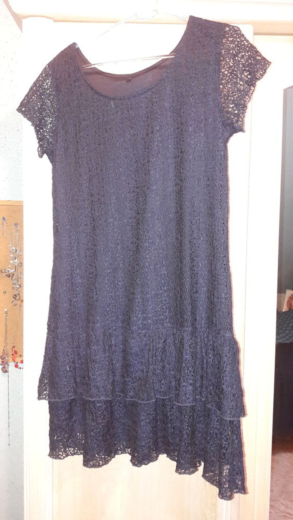 robes T.42 noir et grise V�tements