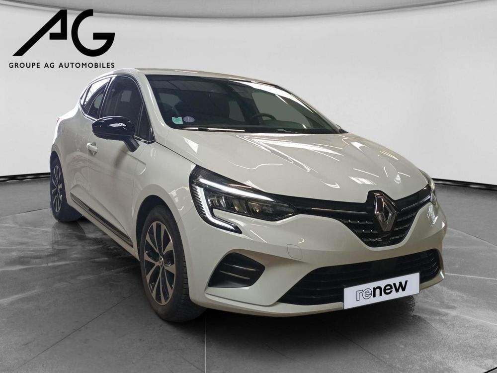 Clio V Clio E-Tech hybride 145 Techno 2023 occasion 08000 Charleville-M&eacute;zi&egrave;res