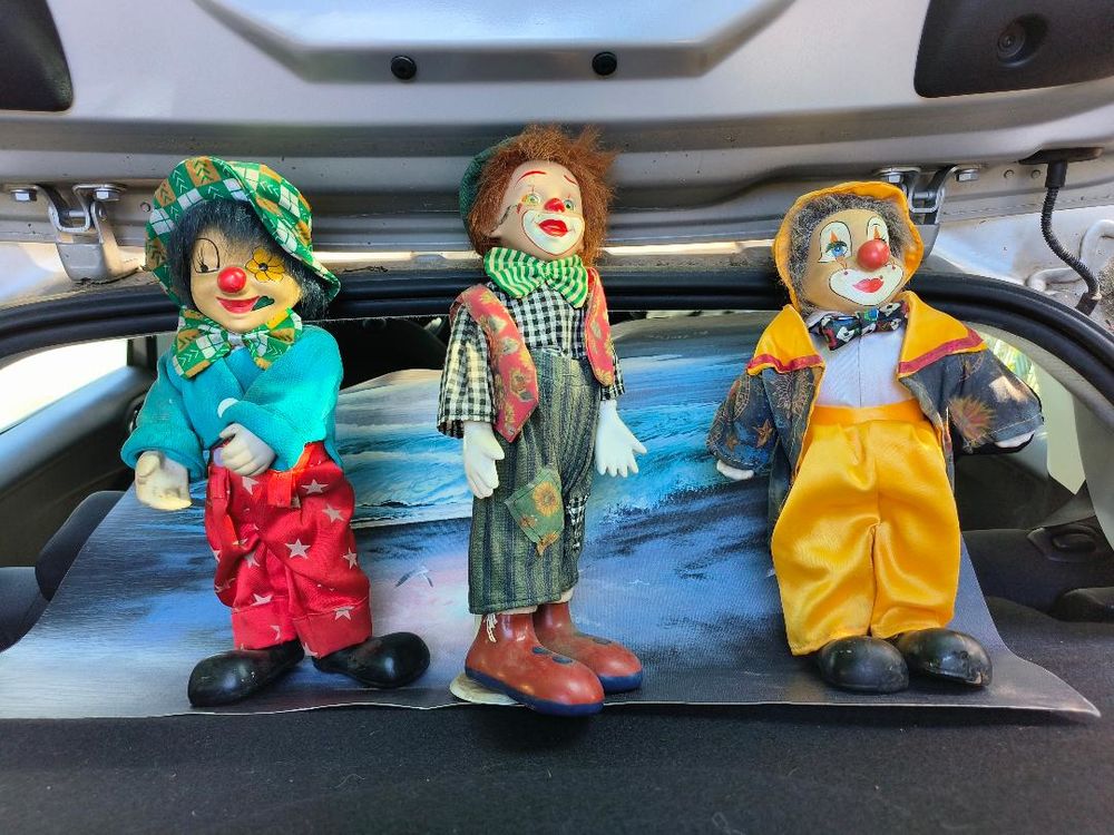 3 poup&eacute;es Jeux / jouets