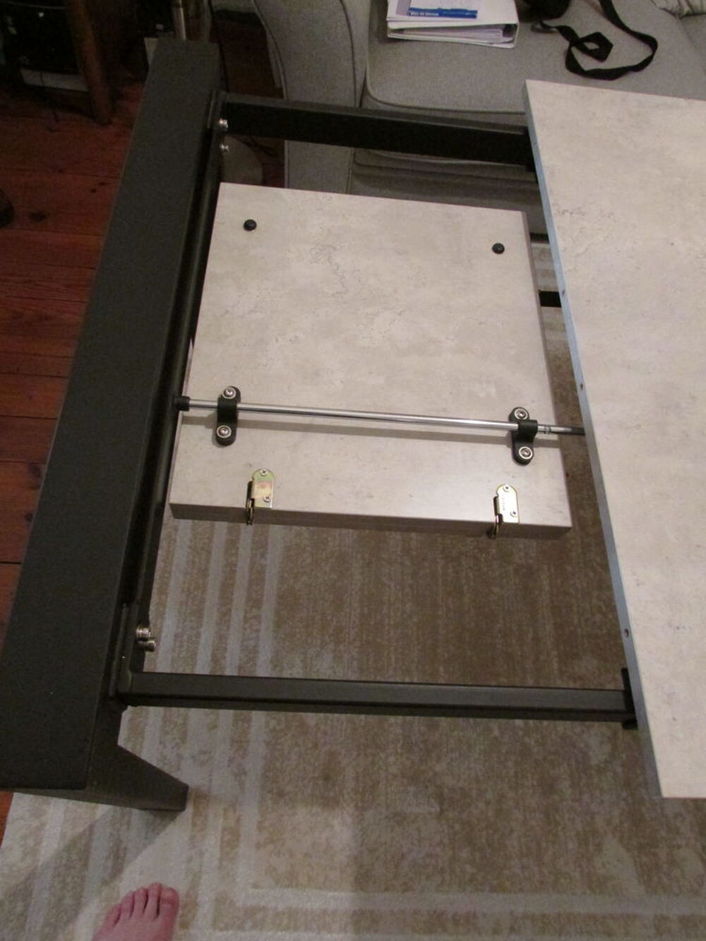 table de salle a manger comme neuve Meubles