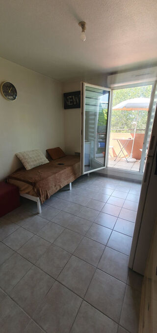  Appartement à louer 1 pièce 20 m²
