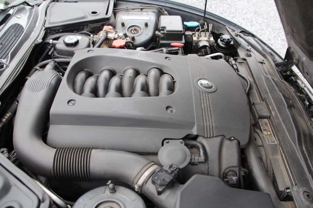 XK8 4.2i V8 2003 occasion 59310 Auchy-lez-Orchies