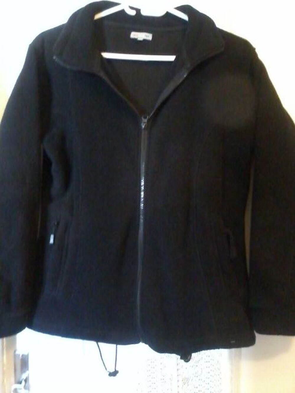 VESTE EPAISSE Vêtements