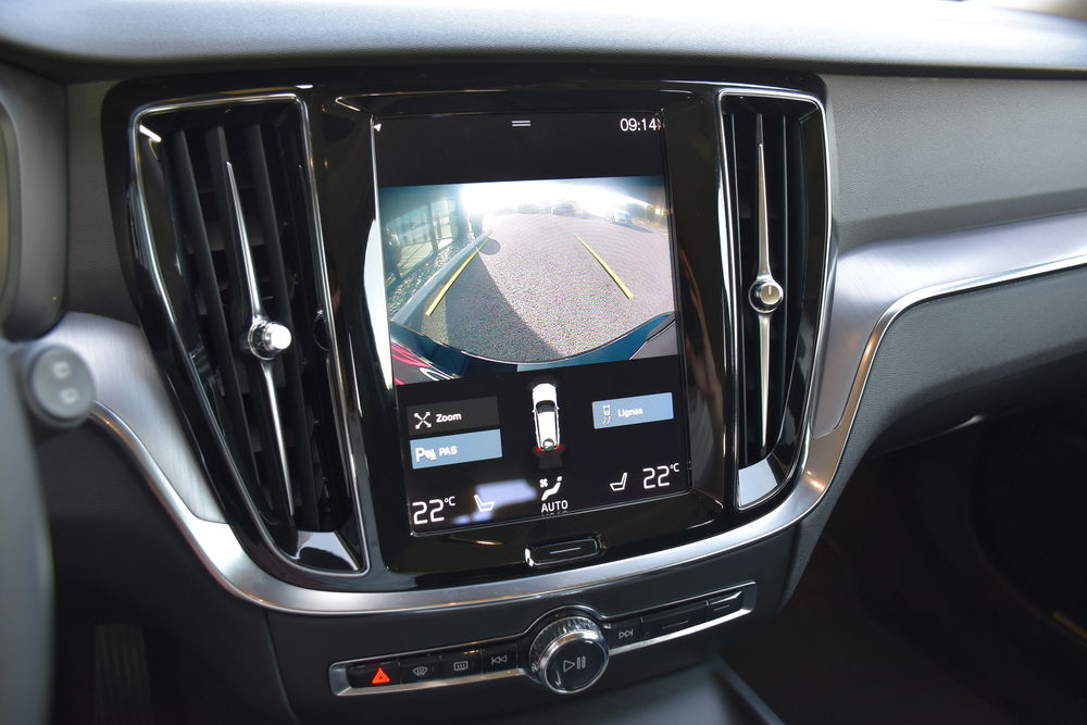 V60 B3 163 ch Geartronic 8 Momentum Business 2021 occasion 56300 Pontivy