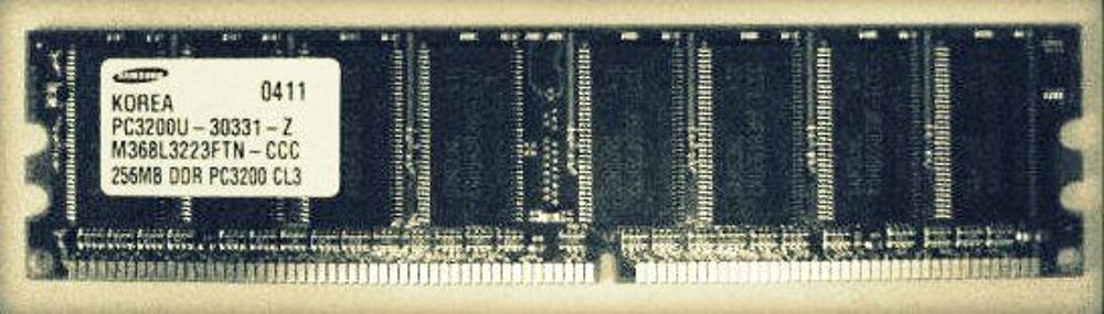 2 barettes memoire pc bureau 512MB DDR PC3200U Matriel informatique
