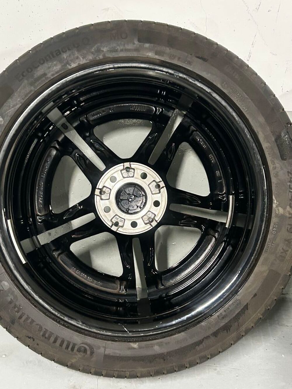 Pneu voiture - roue  occasion 75017 Paris
