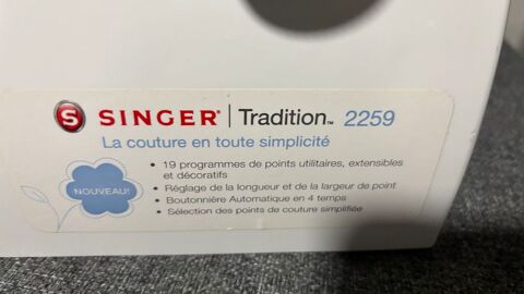 Machine à  coudre 100 Crécy-la-Chapelle (77)
