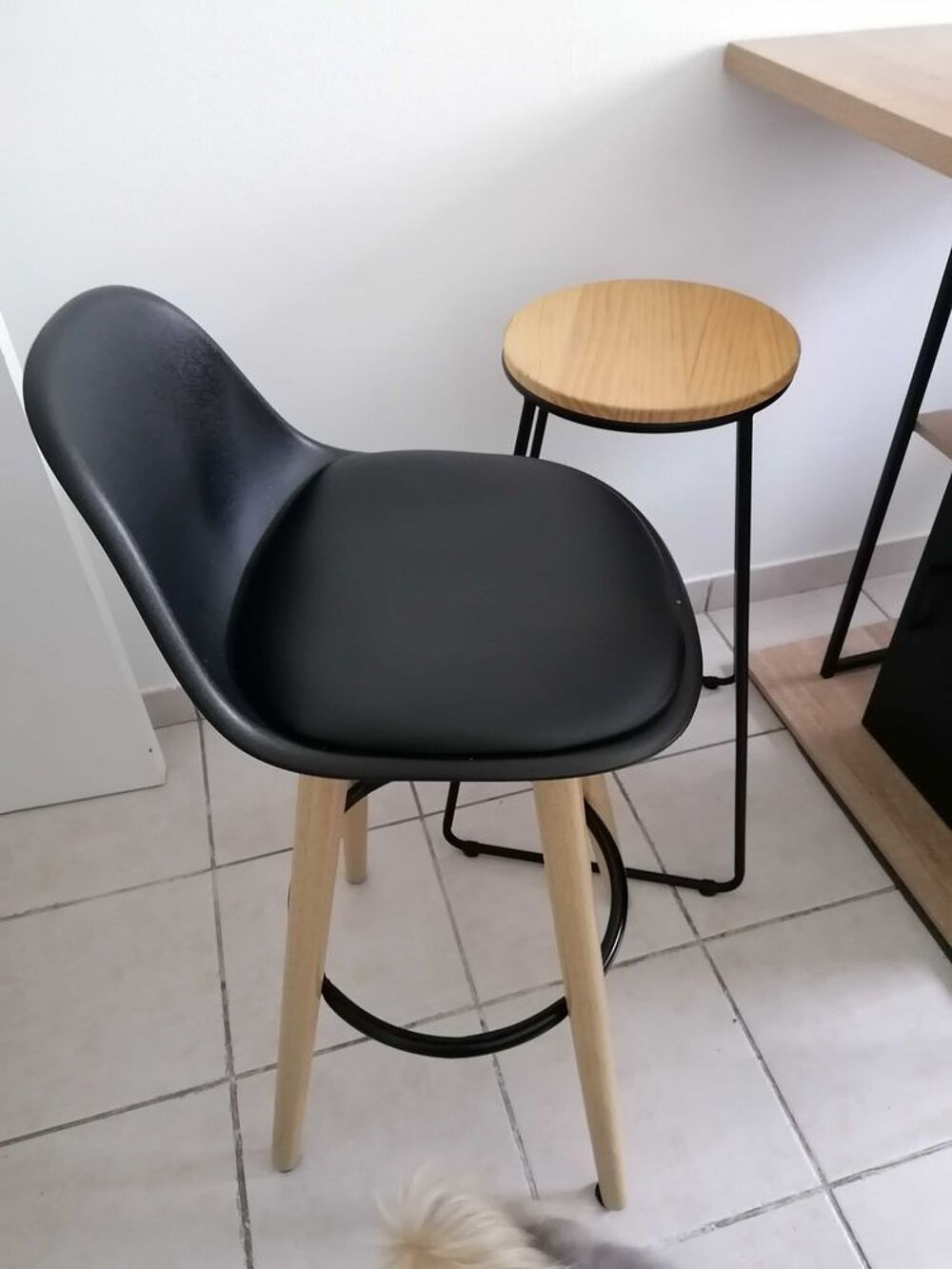 ilot de cuisine plus 4 tabourets Meubles