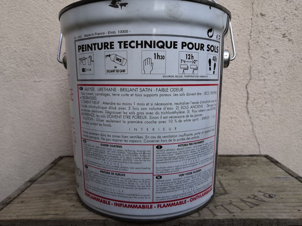 PEINTURE neuve *GRIS moyen* pour sol et tous support poreux Bricolage