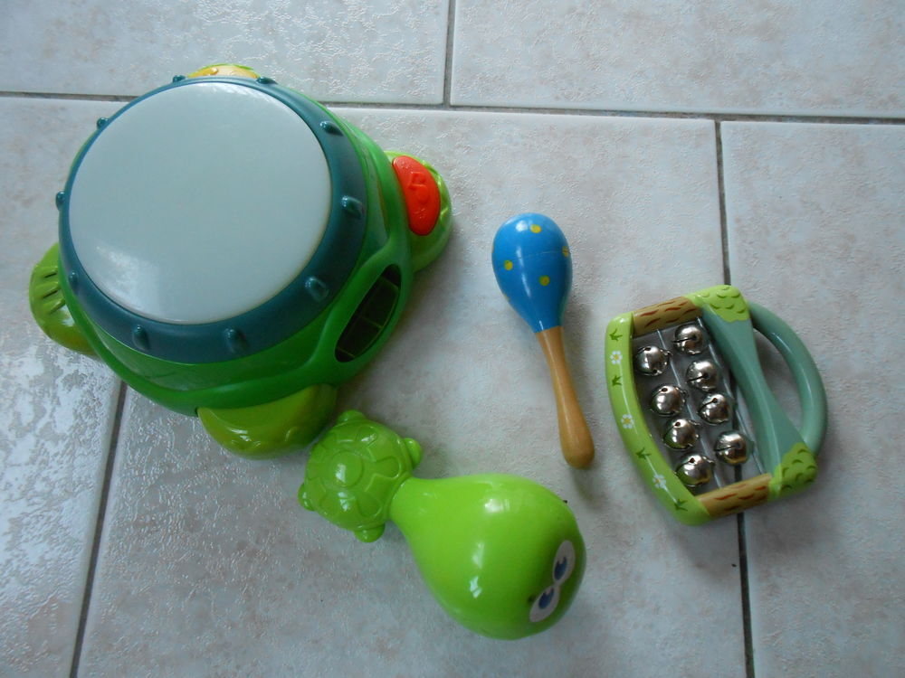 jouets et jeux de 0/ 3ans Jeux / jouets