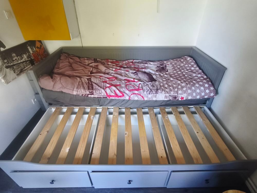 Lit banquette Hemnes 2 places (structure+2matelas ) Meubles