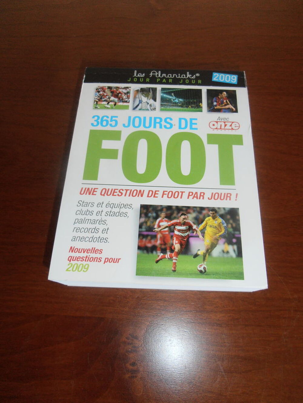 365 Jours de foot 2009 (87) Livres et BD