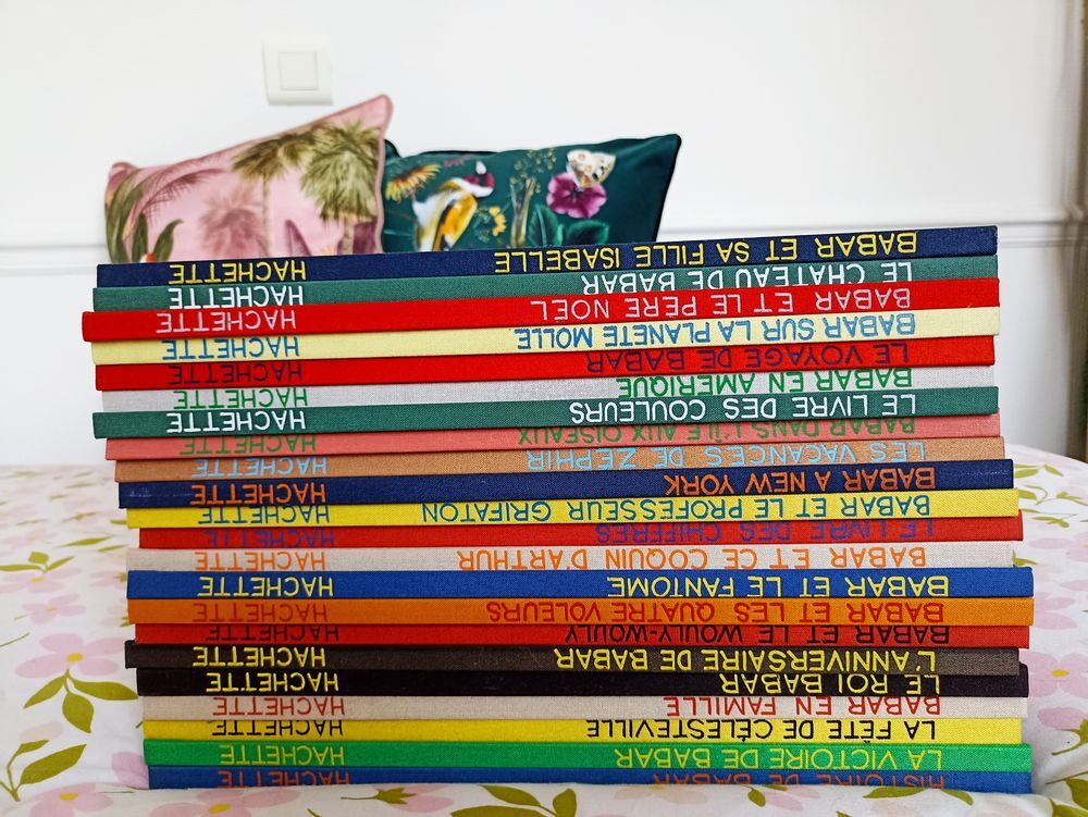 22 BD Babar collection Hachette 1992 37X27 cm Livres et BD