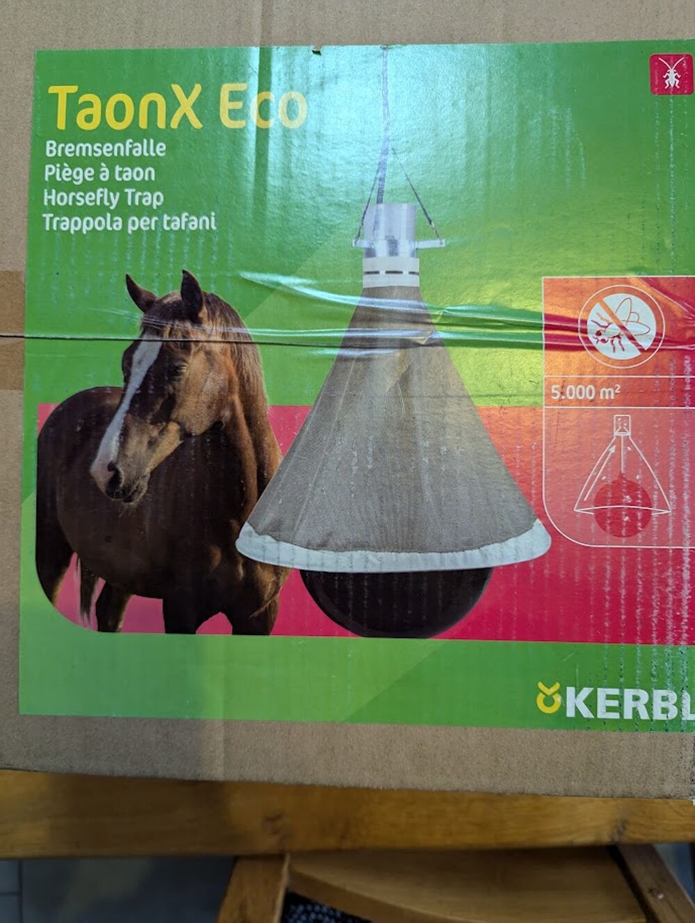 Pi&egrave;ge &agrave; Taons pour cheval Jardin