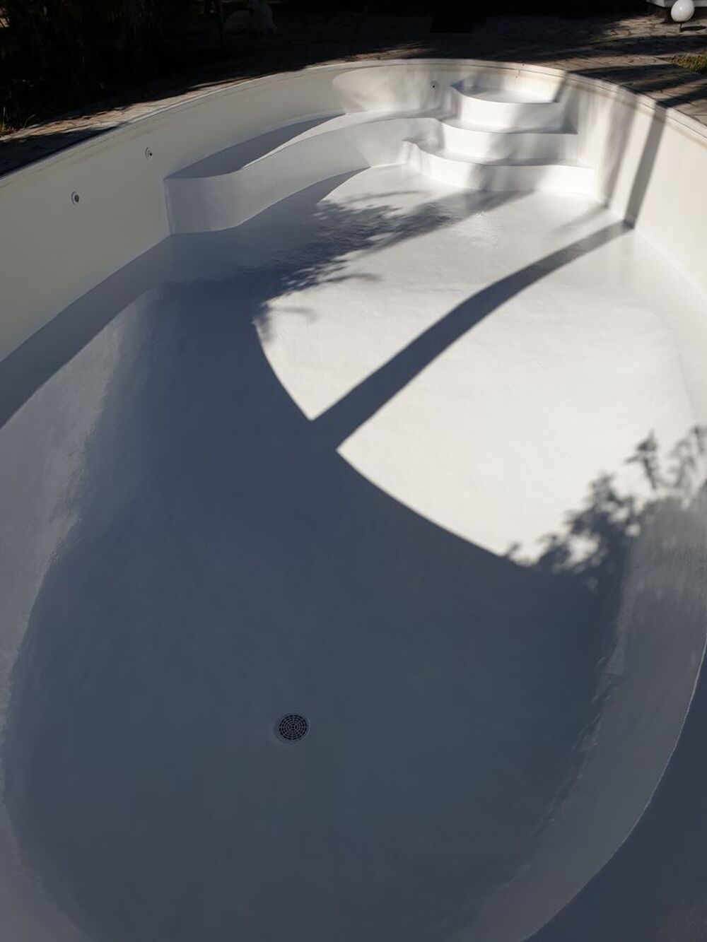 sur r&eacute;sine d'&eacute;tanch&eacute;it&eacute; pour votre piscine b&eacute;ton Jardin