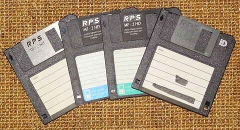 Disquette 3,5 pouces 25 Verdalle (81)