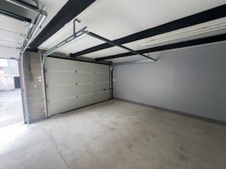  Parking / Garage à louer 36 m²