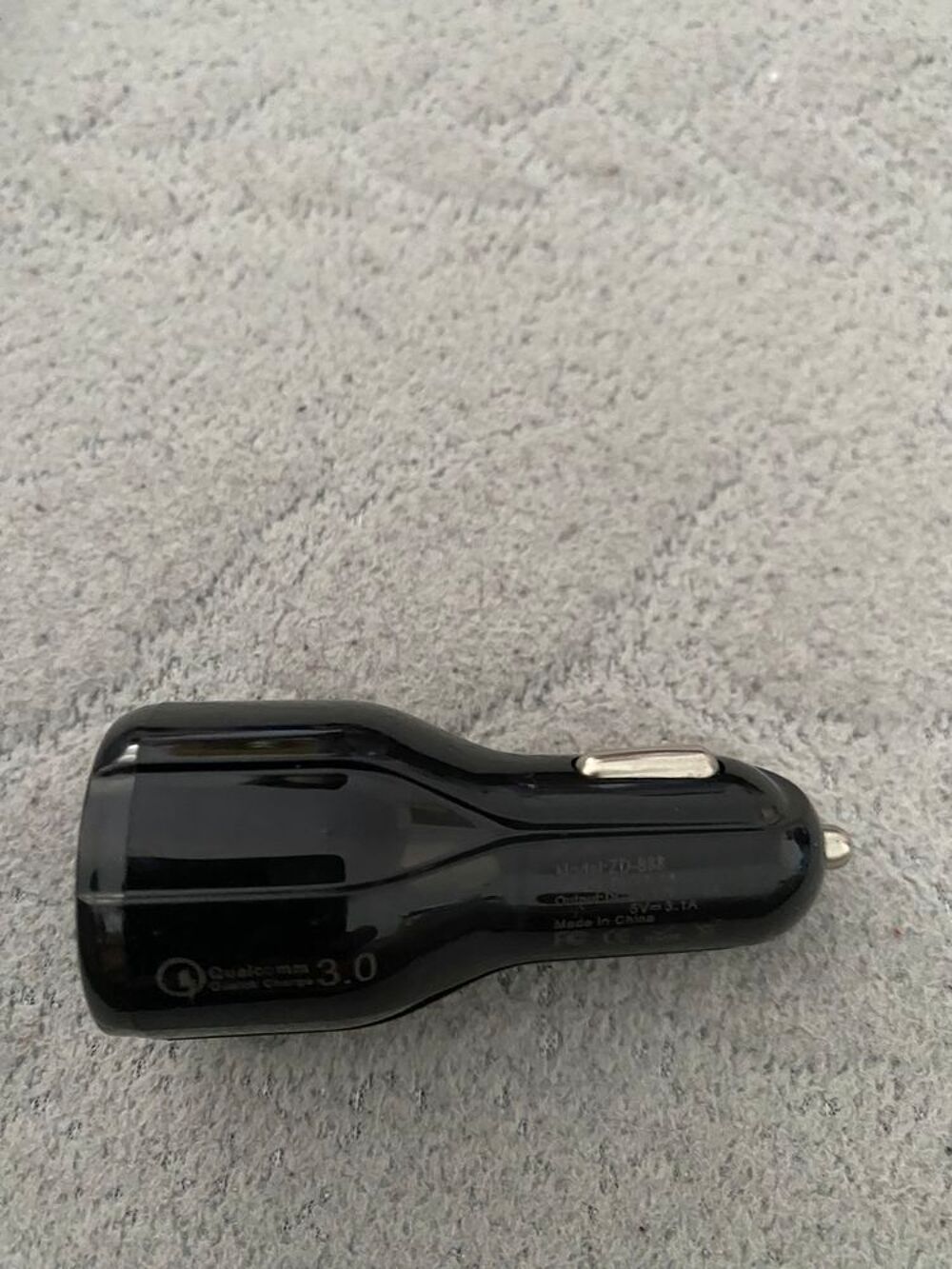 Chargeur rapide pour voiture, prise allume cigare Téléphones et tablettes