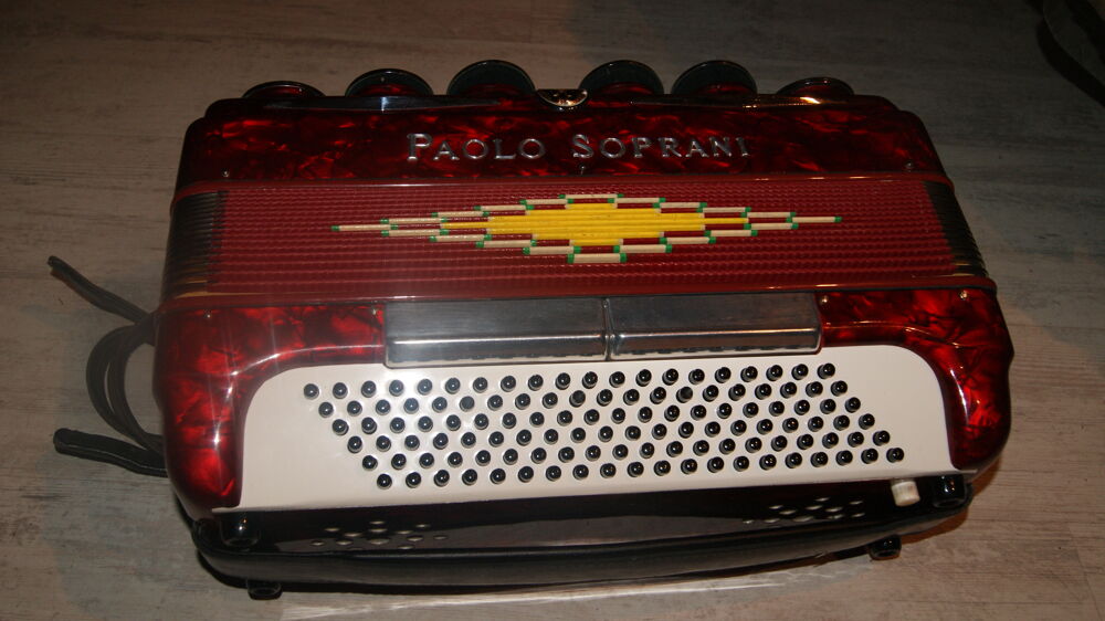 Accord&eacute;on Paolo SOPRANI Instruments de musique